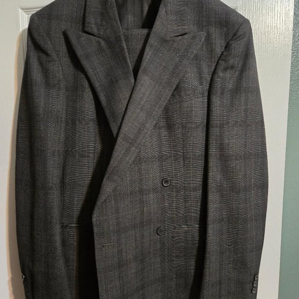 Suit....Henry Grethel